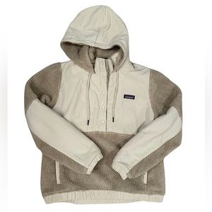 Patagonia Womens Shelled Fleece Pullover 1/4 Button Up